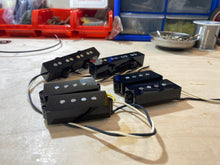 Load image into Gallery viewer, Traditional P-J bass set