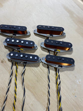 Load image into Gallery viewer, VS-61 (Vintage Strat style)