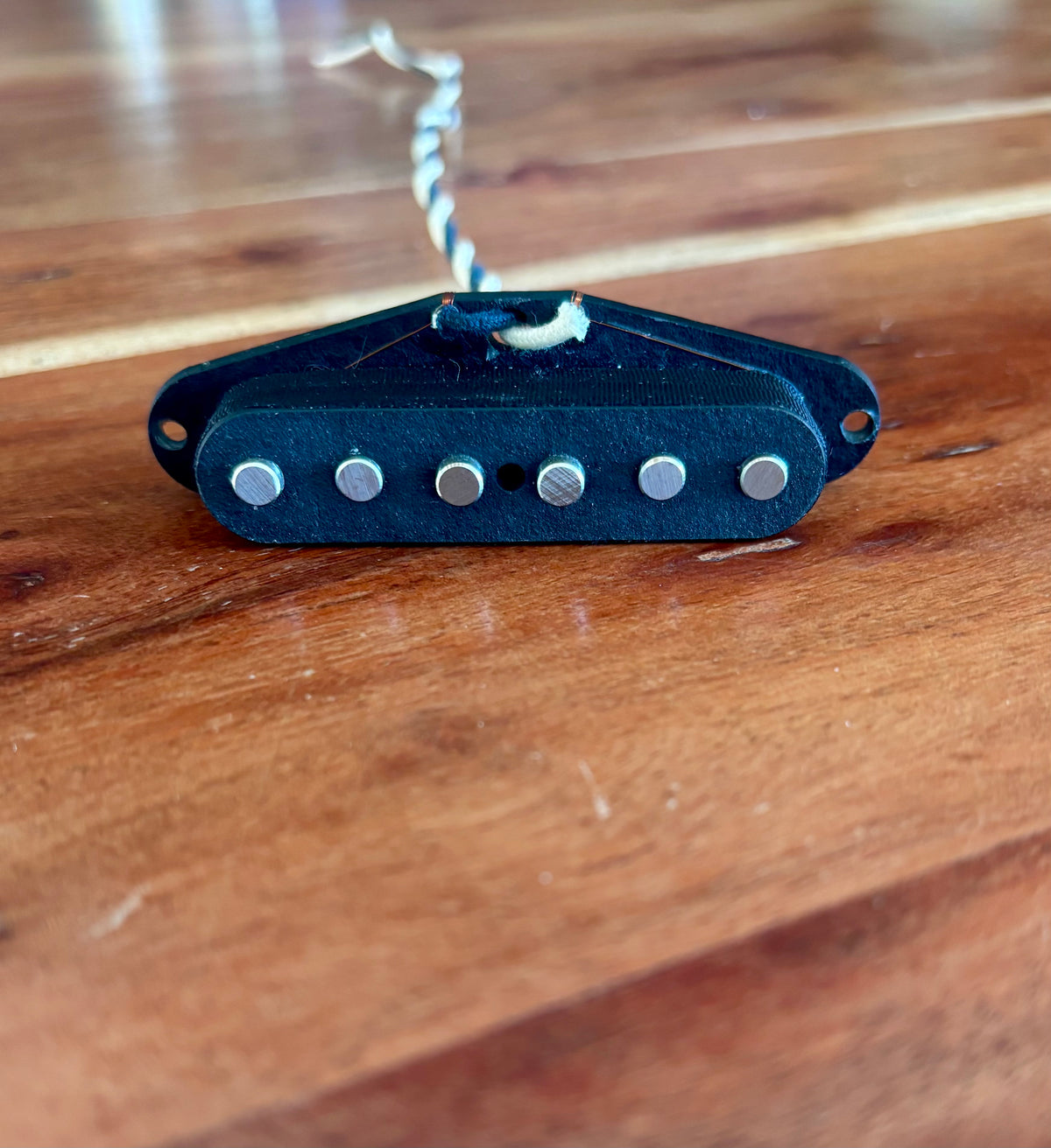 VS-61 Neck